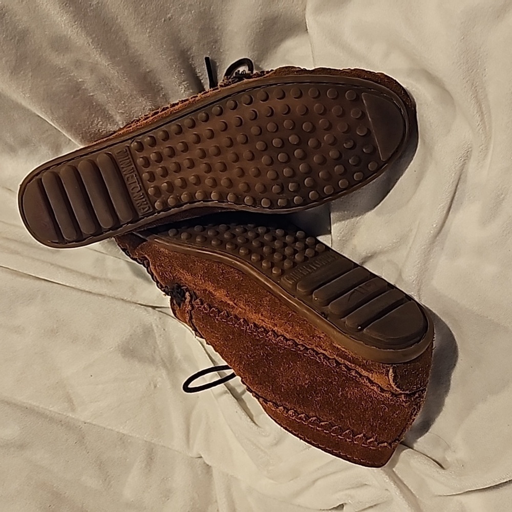 Minnetonka suede lace up moccasins womans size 7 good condition - Picture 5 of 8